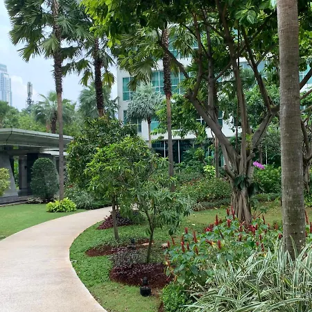 2Br Fully Furnished Apartment At Setiabudi Sky Garden Kuningan Jakarta Exterior photo
